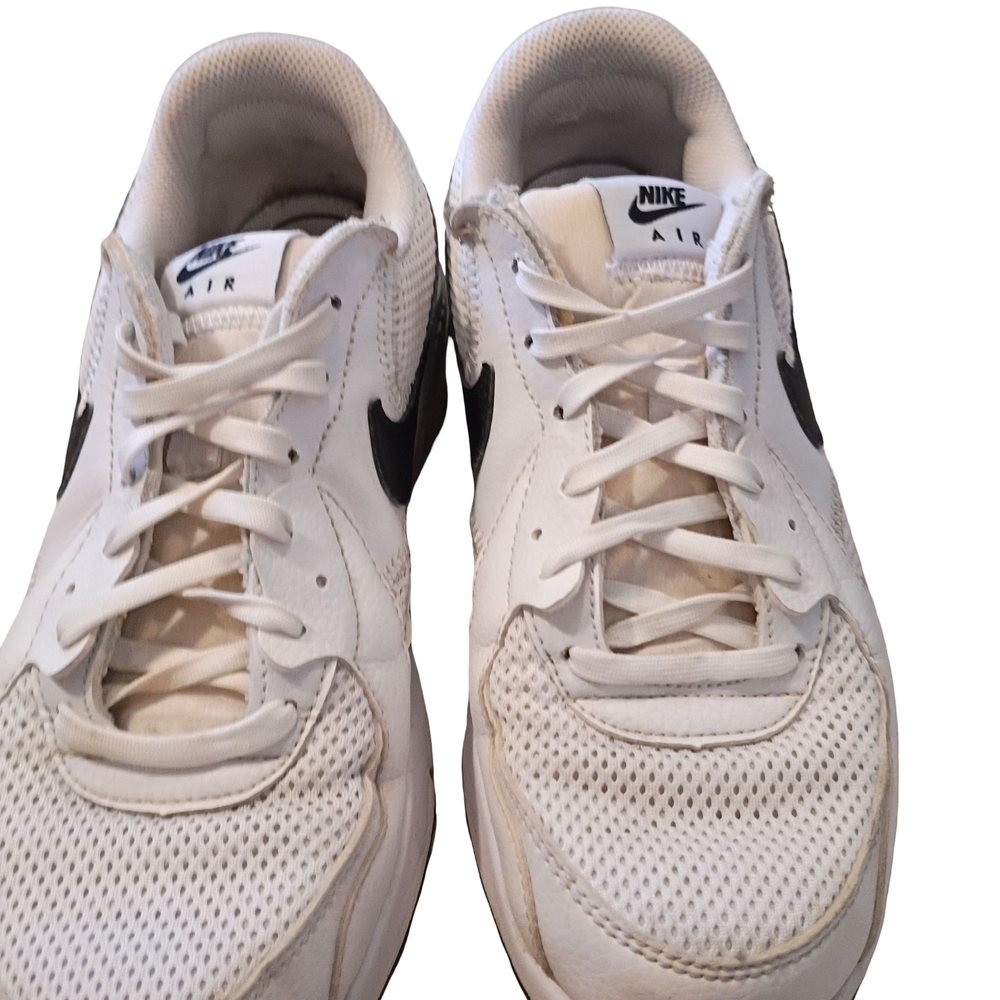 Nike Air Max Excee shoes in the White/Black/Pure Platinum colorway - Picture 6 of 11